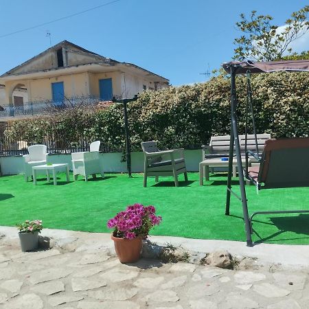 Oasi Hause Villa Castel Volturno Exterior photo